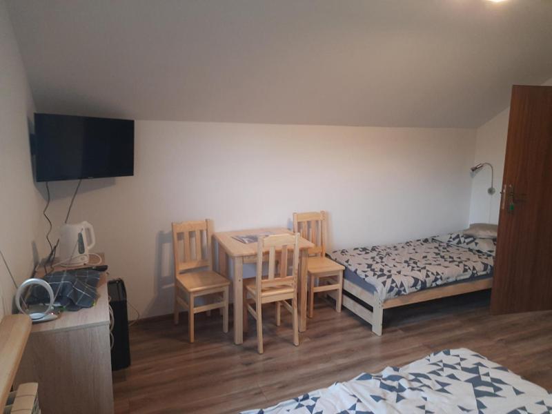 Noclegi Koziniec Bobrka ภายนอก รูปภาพ